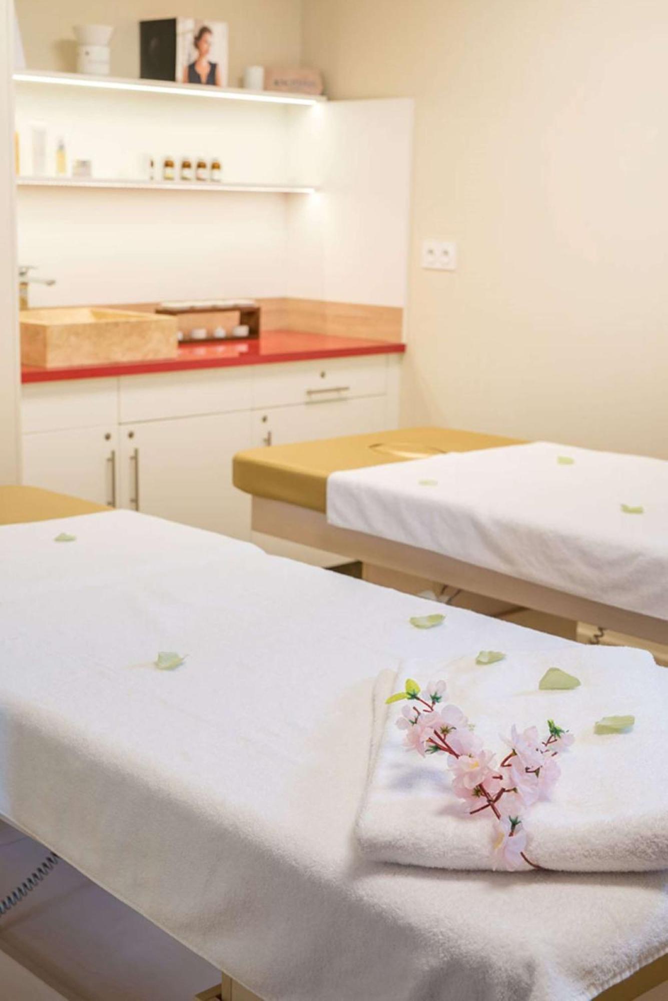 Auberge Du Lac, Sure Hotel Collection By Best Western Mesnil-Saint-Père エクステリア 写真