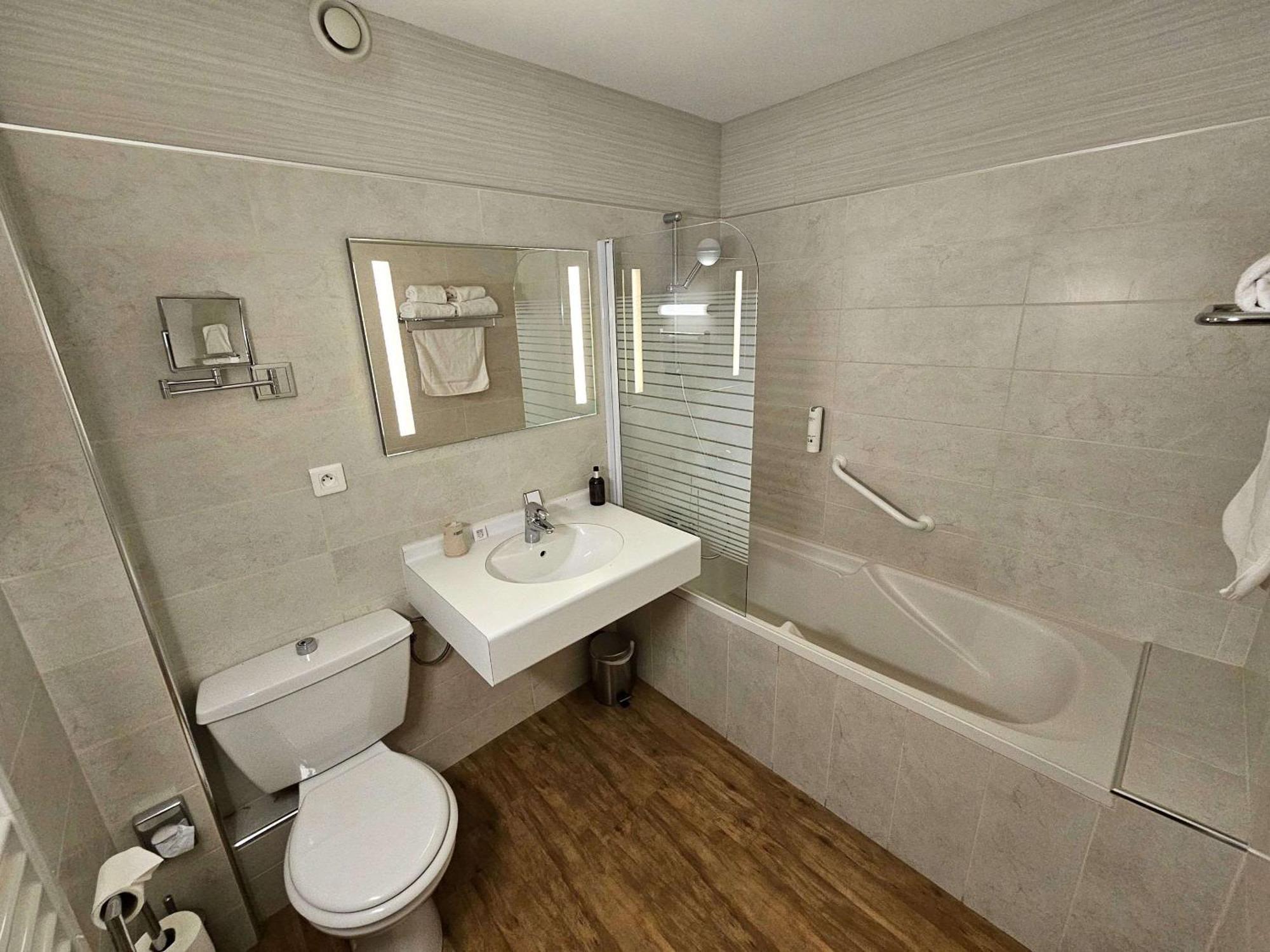 Auberge Du Lac, Sure Hotel Collection By Best Western Mesnil-Saint-Père エクステリア 写真