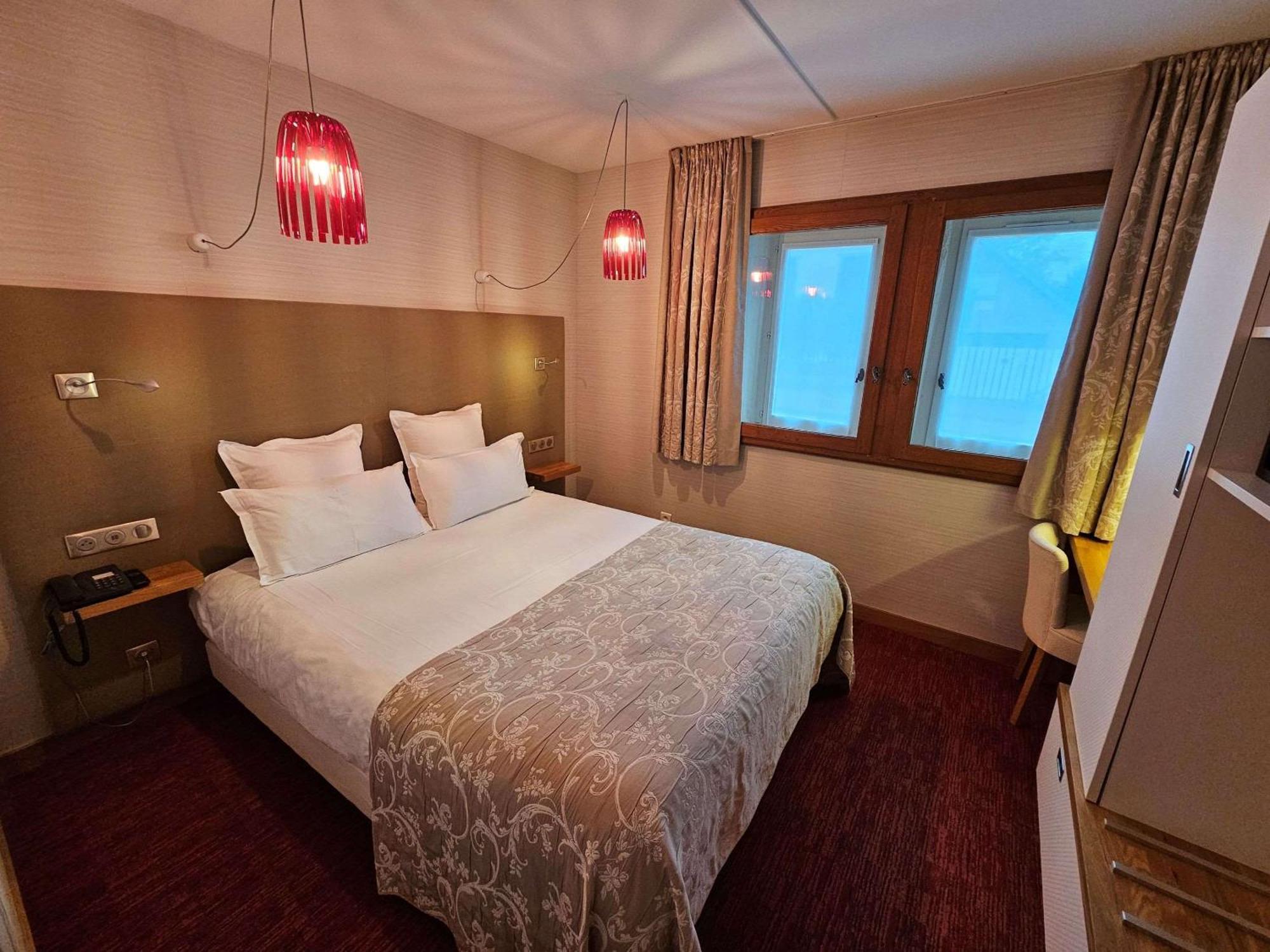 Auberge Du Lac, Sure Hotel Collection By Best Western Mesnil-Saint-Père エクステリア 写真