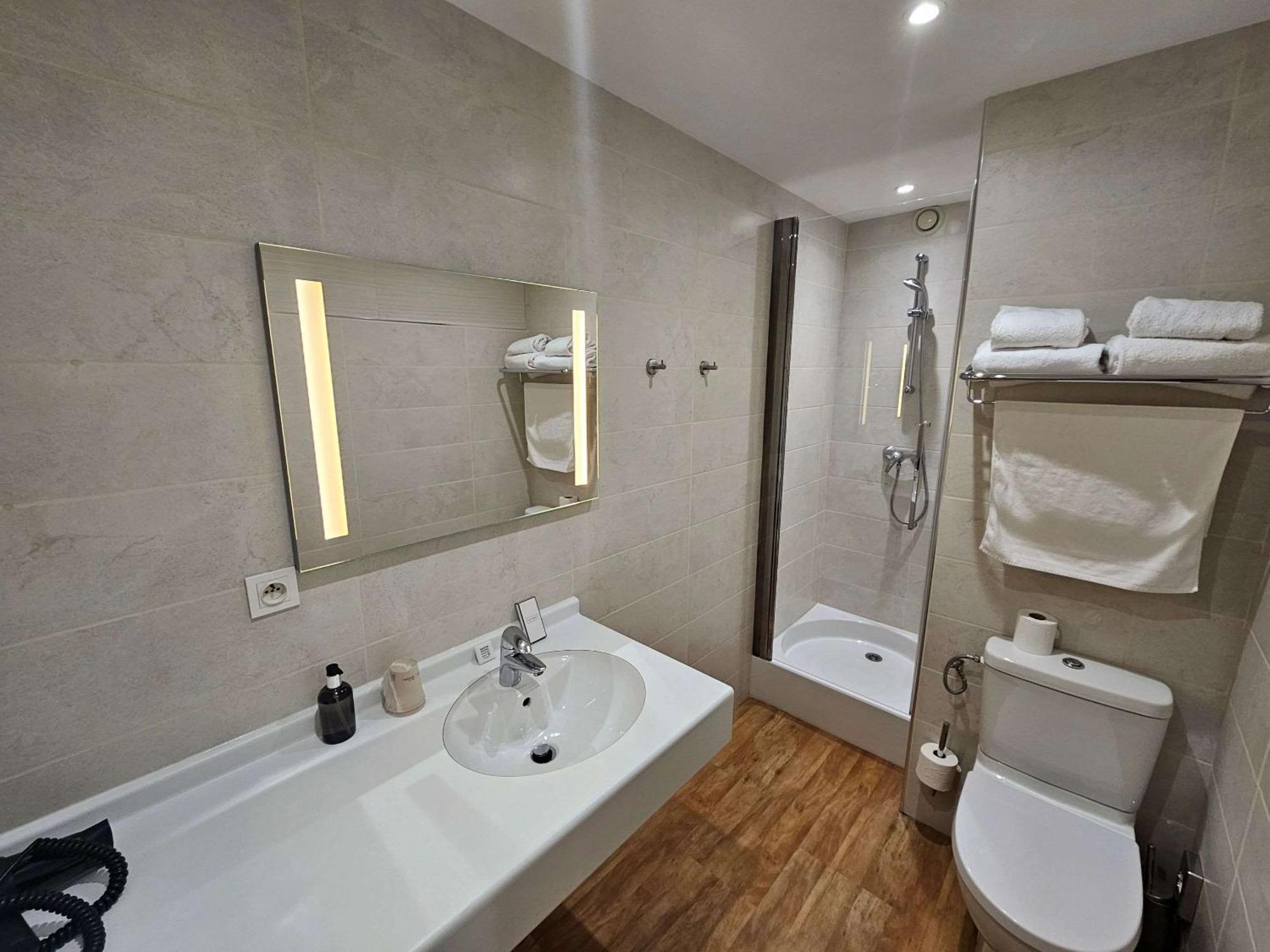 Auberge Du Lac, Sure Hotel Collection By Best Western Mesnil-Saint-Père エクステリア 写真
